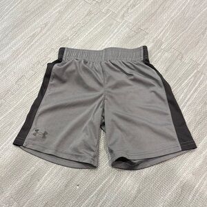 Kids Under Armour shorts size 7